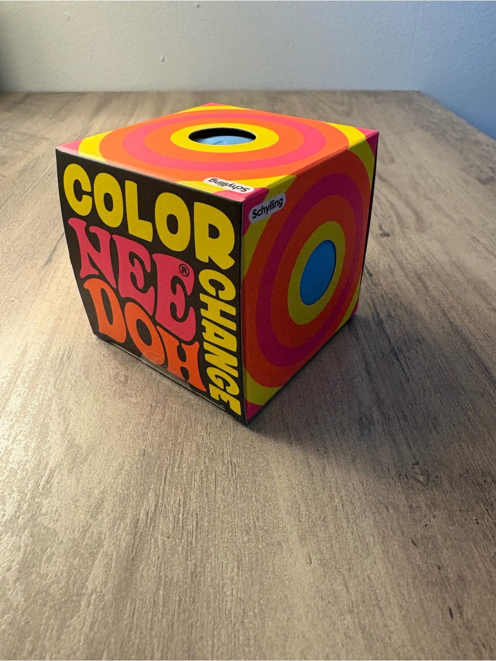 NeeDoh Color Change Squish Toy